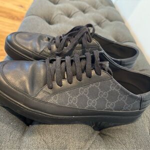 Gucci sneaker’s